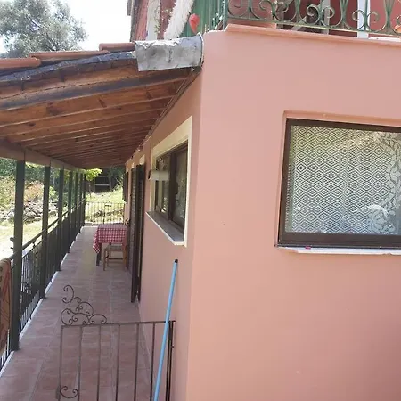 Paul's House בית נופש Agioi Deka (Corfu)